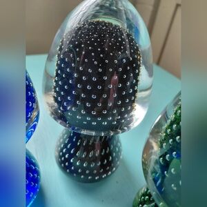Vintage Set Of 4 Bullicante Contolled Bubble Glass Paperweights in Vibrant Color